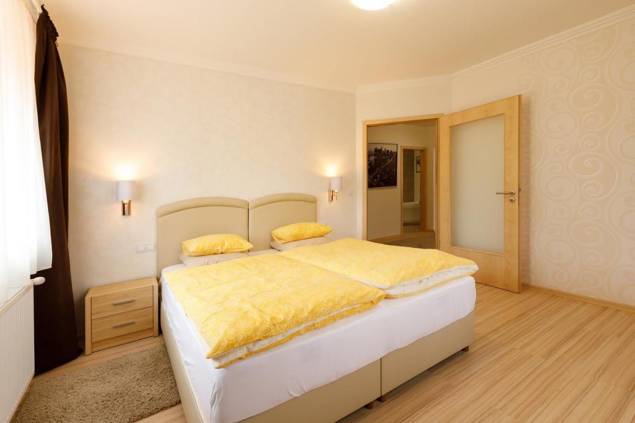 Andi Apartman Heviz Exterior foto